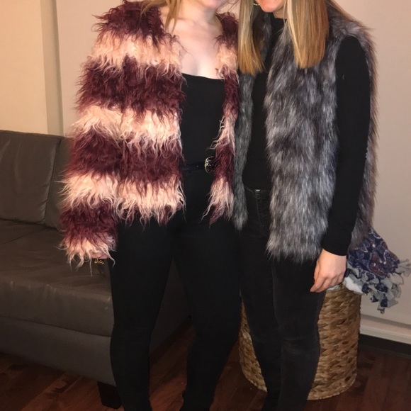 Furry colored jacket - Picture 1 of 3